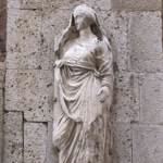 Pisa - La statua di Kinzica.jpg